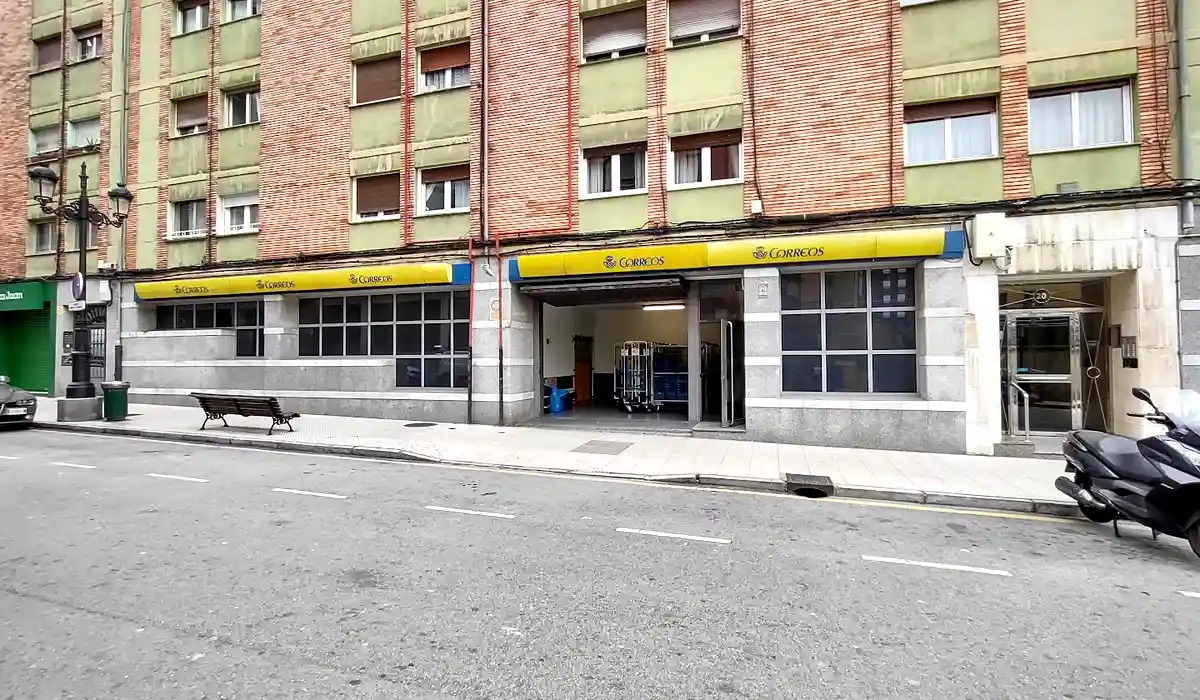 Oficina de Correos Almacen Reparto Correos Llano Ponte Oviedo