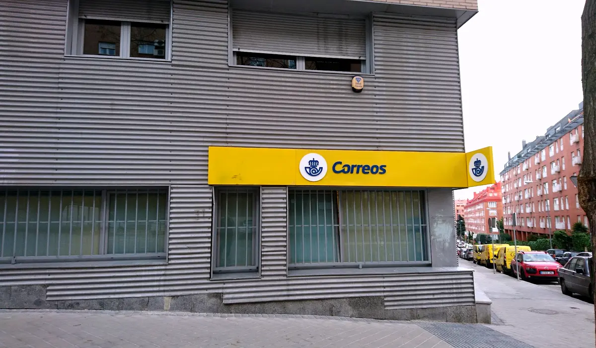 Oficina de Correos Centro de Distribución y Reparto Correos Paseo de los Olmos Arganzuela