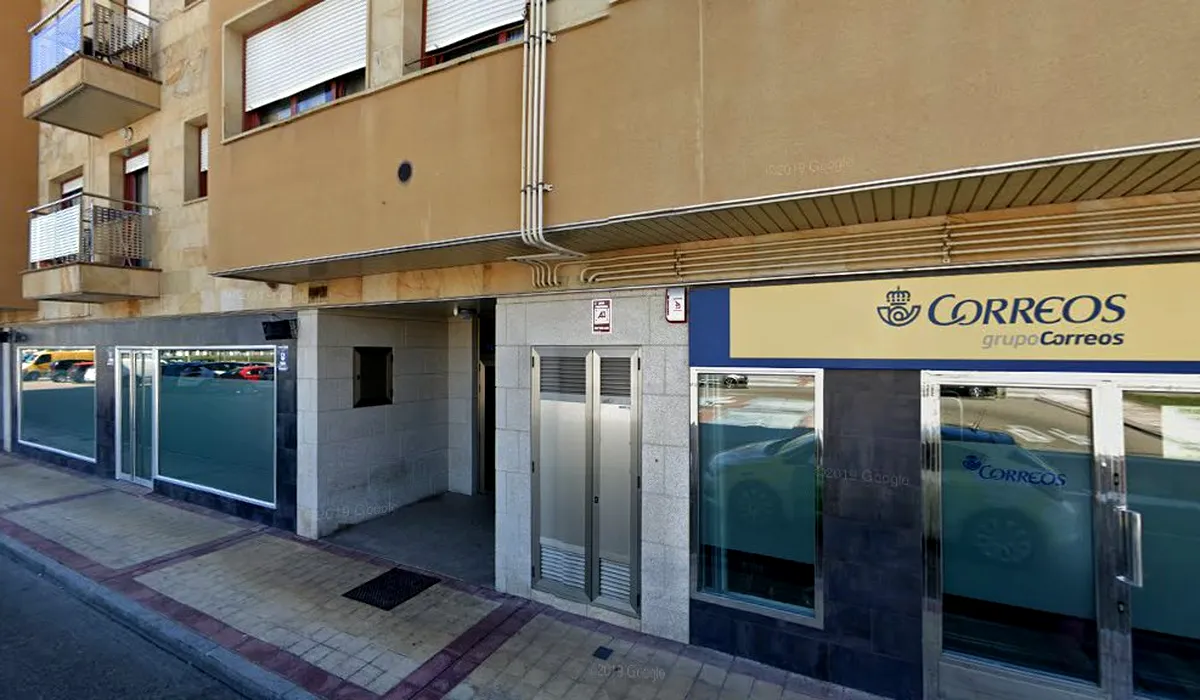 Oficina de Correos Centro Logístico Correos Calle Francisco Vitoria Arroyo de la Encomienda