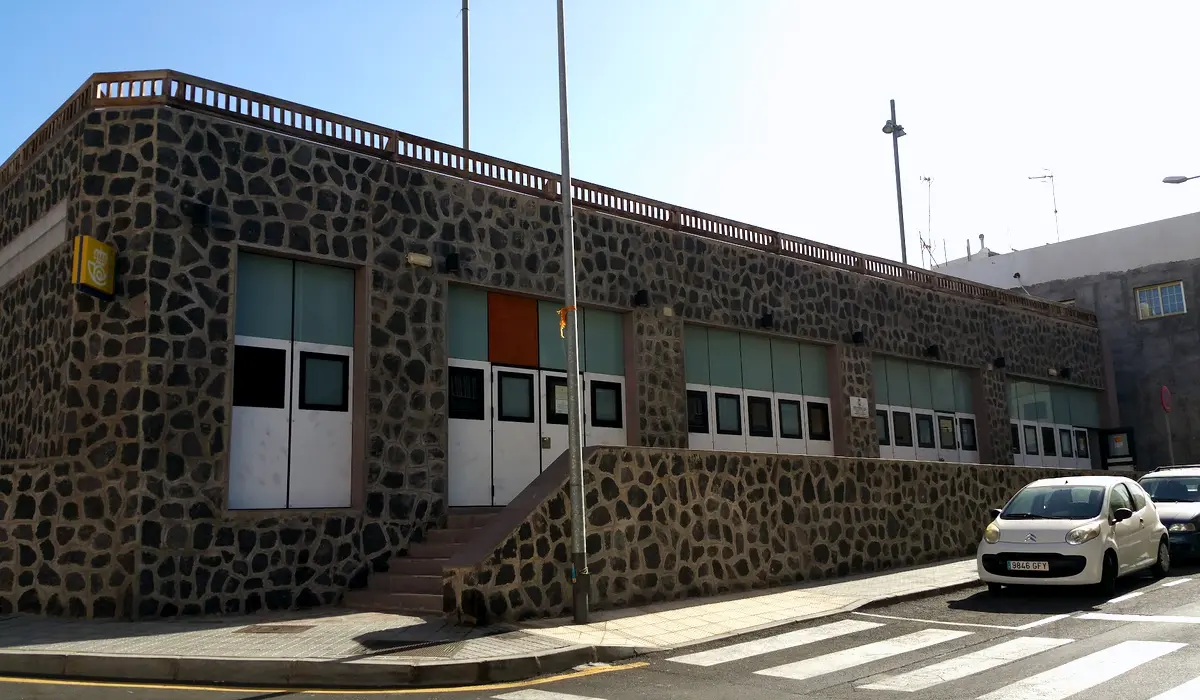 Oficina de Correos Oficina de Correos Avenida Agua Dulce Los Abrigos