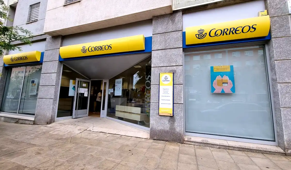 Oficina de Correos Oficina de Correos Avenida Austria Sevilla