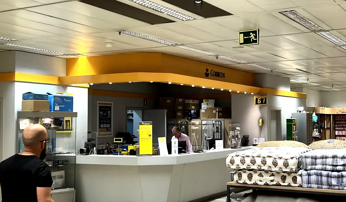 Oficina de Correos Oficina de Correos Avenida de Andalucía Málaga