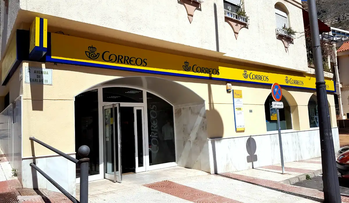 Oficina de Correos Oficina de Correos Avenida de Carlos III Aguadulce