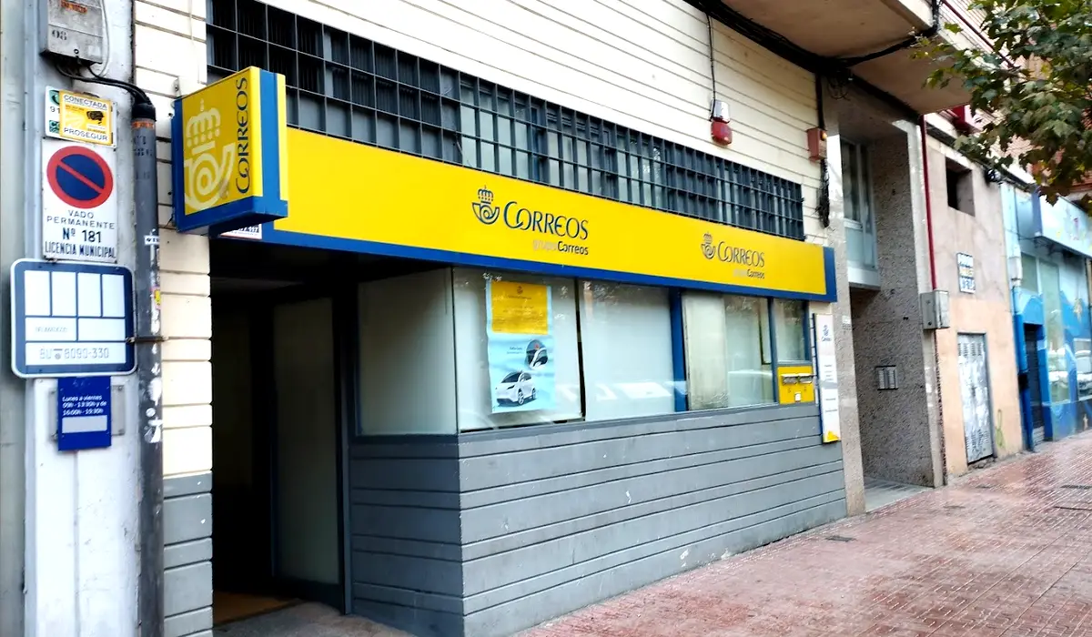Oficina de Correos Oficina de Correos Avenida de los Derechos Humanos Burgos