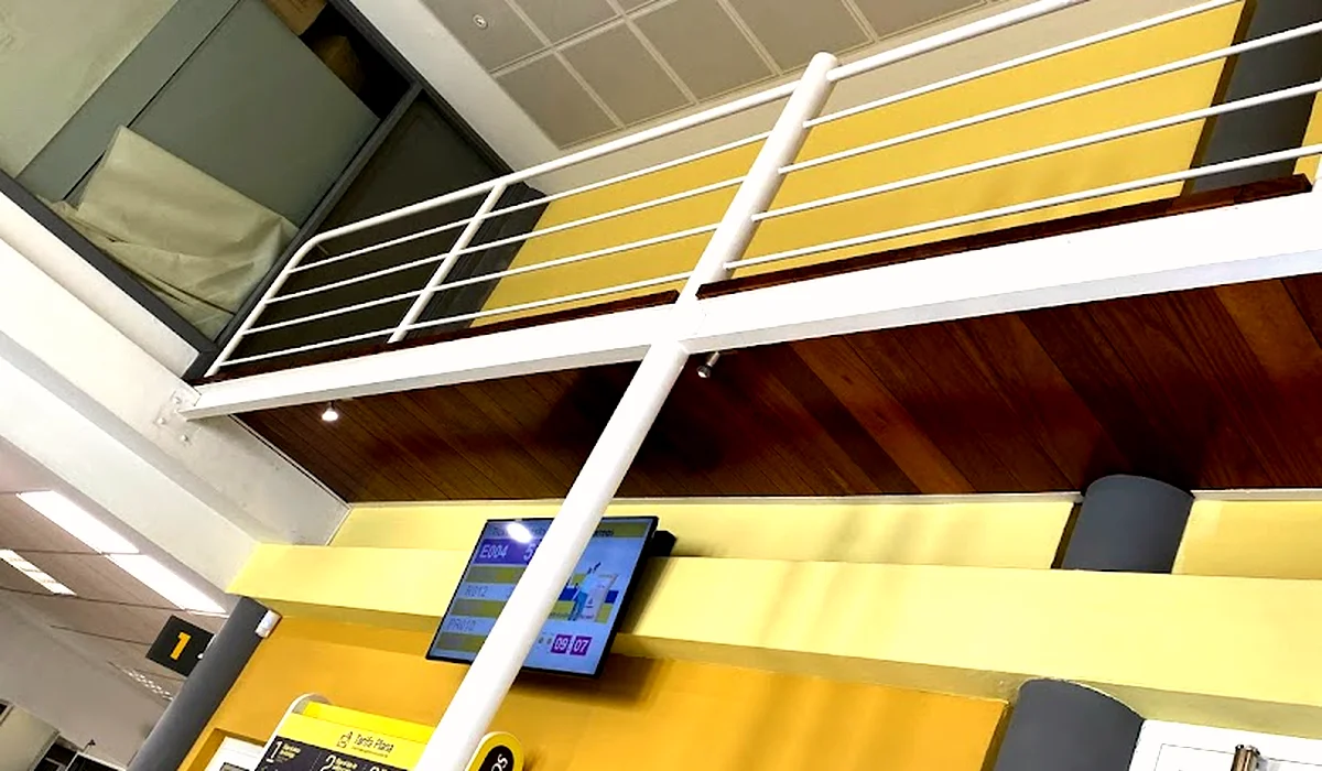 Oficina de Correos Oficina de Correos Avenida de los Menceyes La Laguna