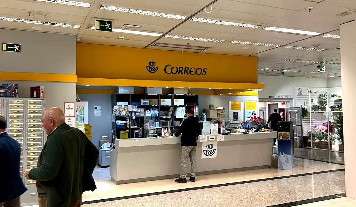 Oficina de Correos Oficina de Correos Avenida de Madrid Jaén