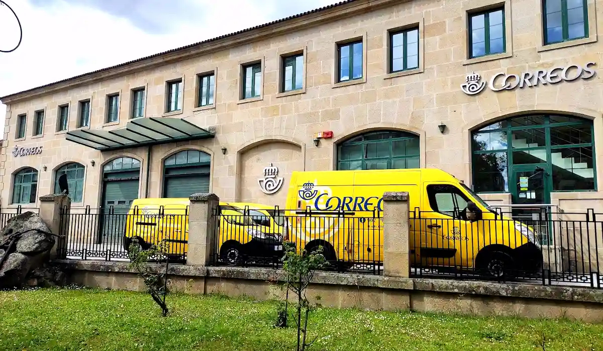 Oficina de Correos Oficina de Correos Avenida de Marín Ourense