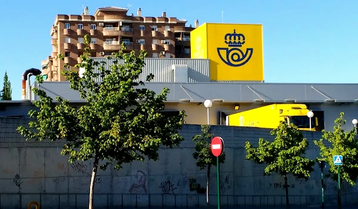 Oficina de Correos Oficina de Correos Avenida de Pulianas Granada