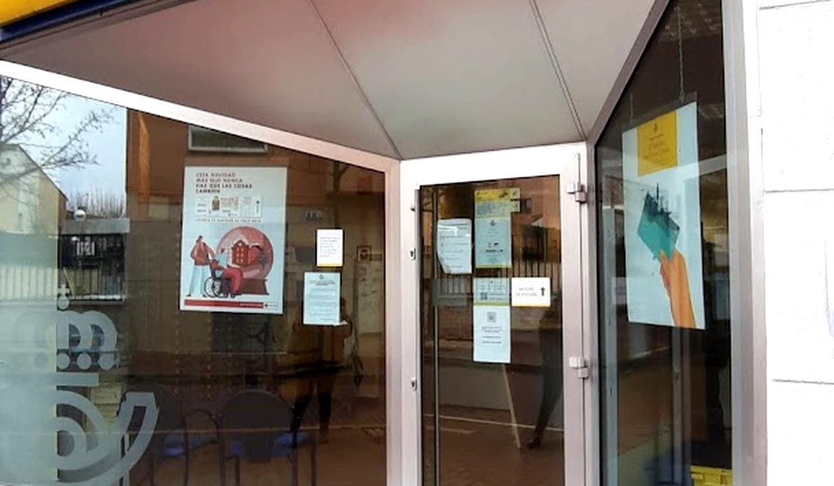 Oficina de Correos Oficina de Correos Avenida del Conde de Coruña Daganzo de Arriba