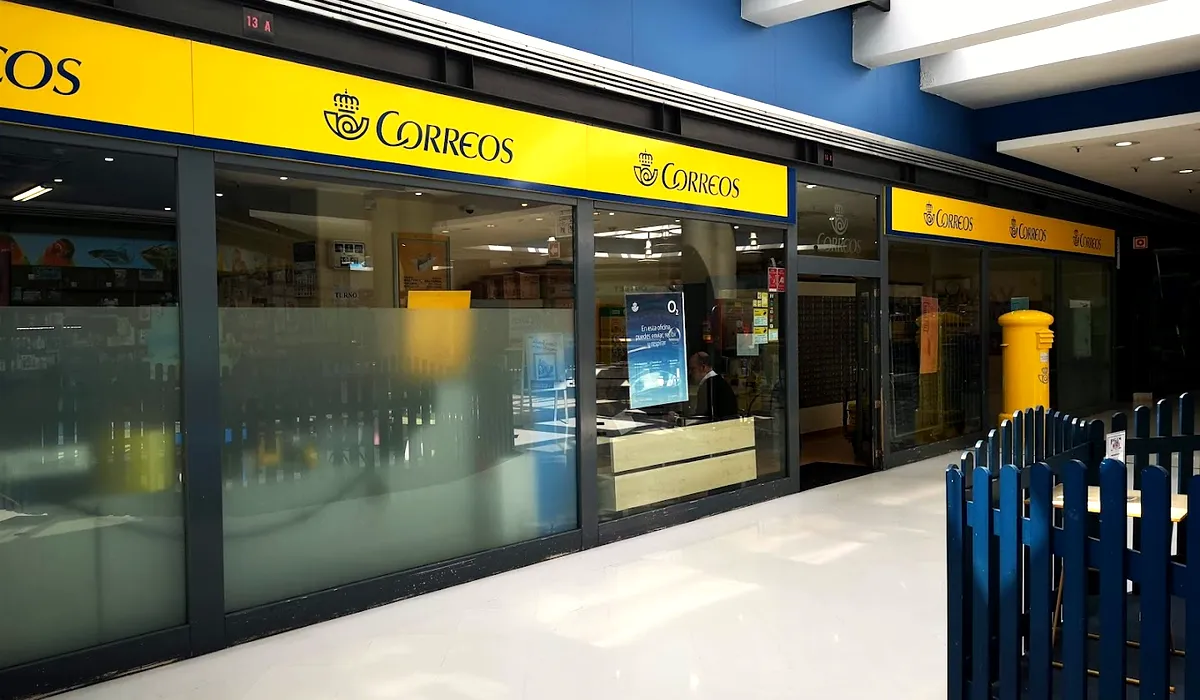 Oficina de Correos Oficina de Correos Avenida Gran Canaria A Coruña
