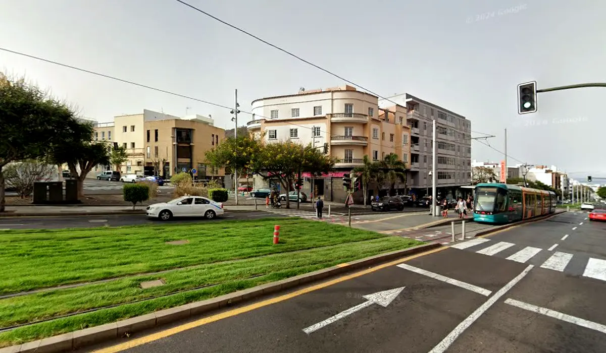 Oficina de Correos Oficina de Correos Avenida Islas Canarias Santa Cruz de Tenerife