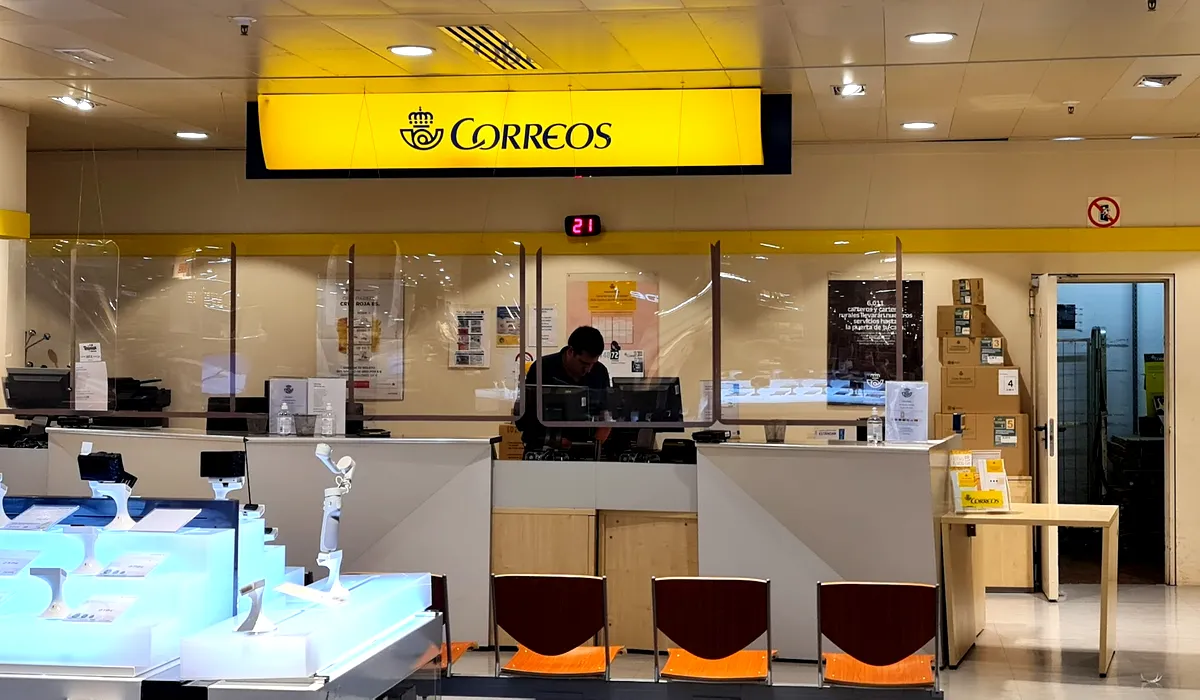 Oficina de Correos Oficina de Correos Avenida Pintor Felo Monzón Las Palmas de Gran Canaria