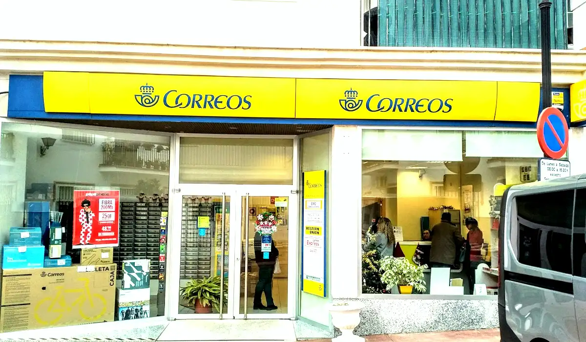 Oficina de Correos Oficina de Correos Calle Andújar Benalmádena
