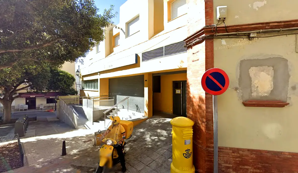 Oficina de Correos Oficina de Correos Calle Ánimas Morón de la Frontera