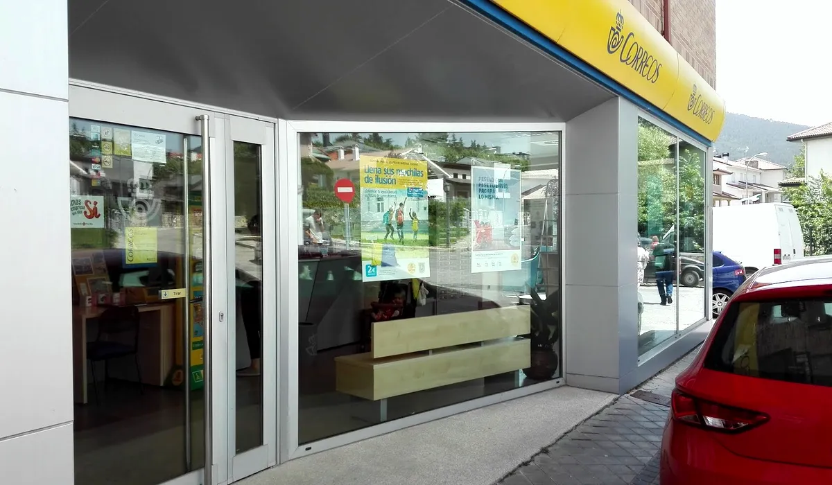 Oficina de Correos Oficina de Correos Calle Convento El Espinar