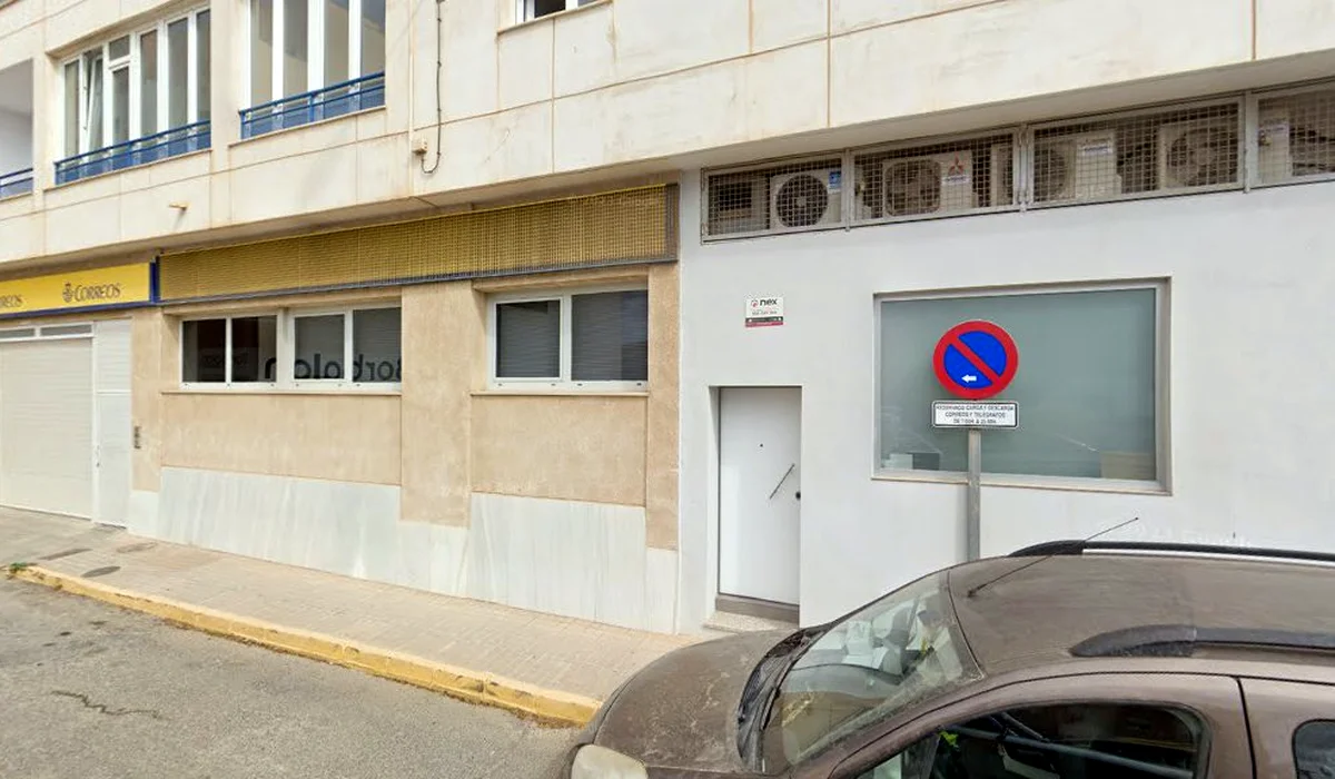 Oficina de Correos Oficina de Correos Calle Crisantemos El Ejido