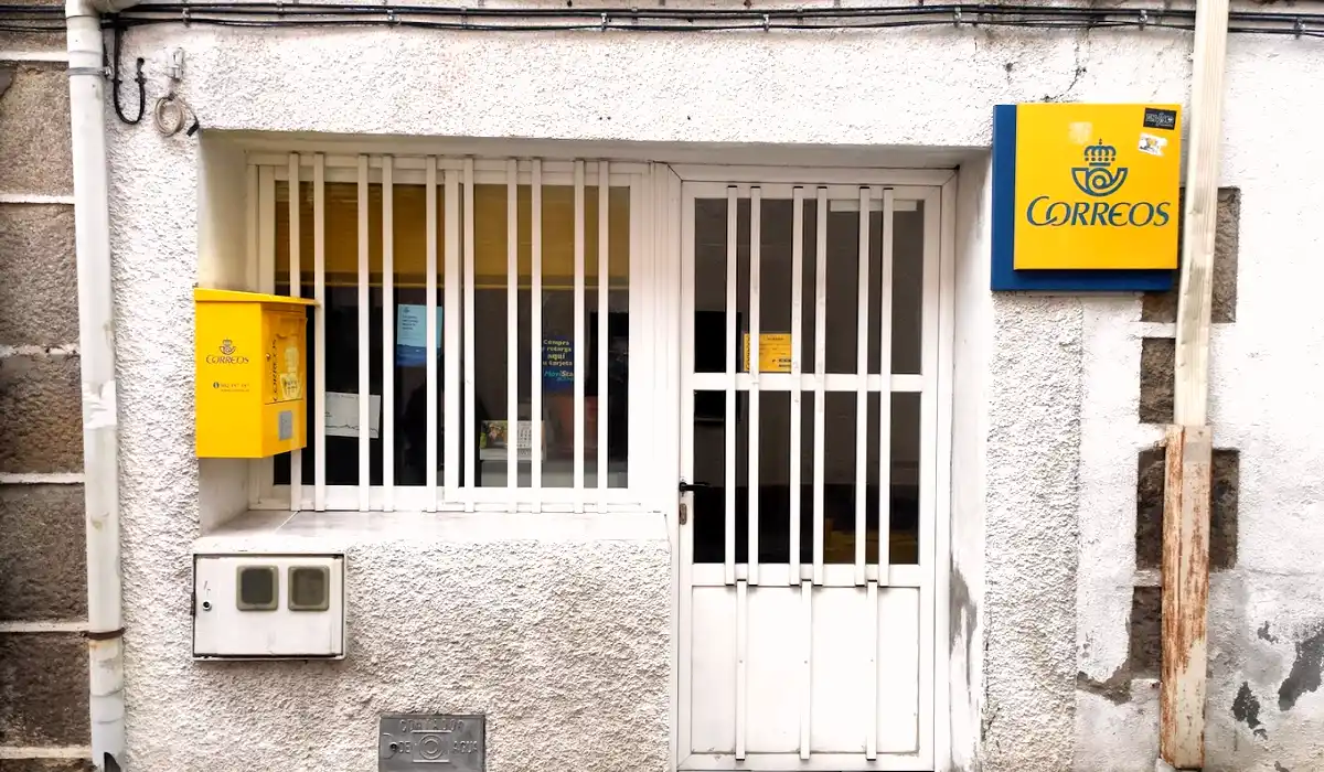 Oficina de Correos Oficina de Correos Calle Cuartel Casavieja