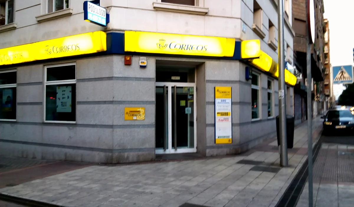 Oficina de Correos Oficina de Correos Calle de Antonio Arias Retiro