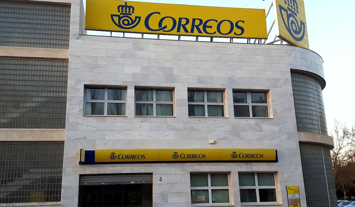 Oficina de Correos Oficina de Correos Calle de Gabriel García Márquez Zaragoza