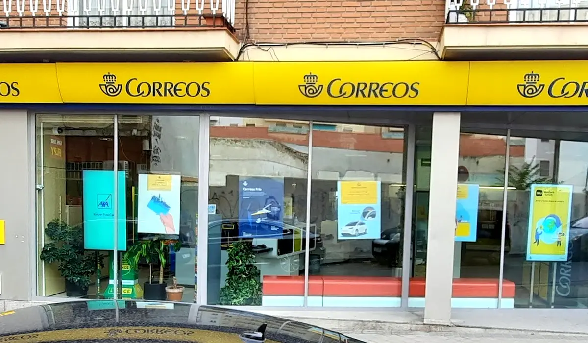 Oficina de Correos Oficina de Correos Calle de Mariano Fernández Tetuán