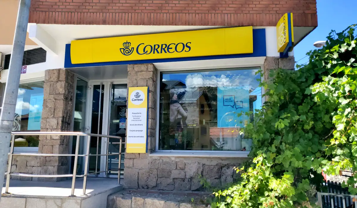 Oficina de Correos Oficina de Correos Calle de Segovia San Rafael