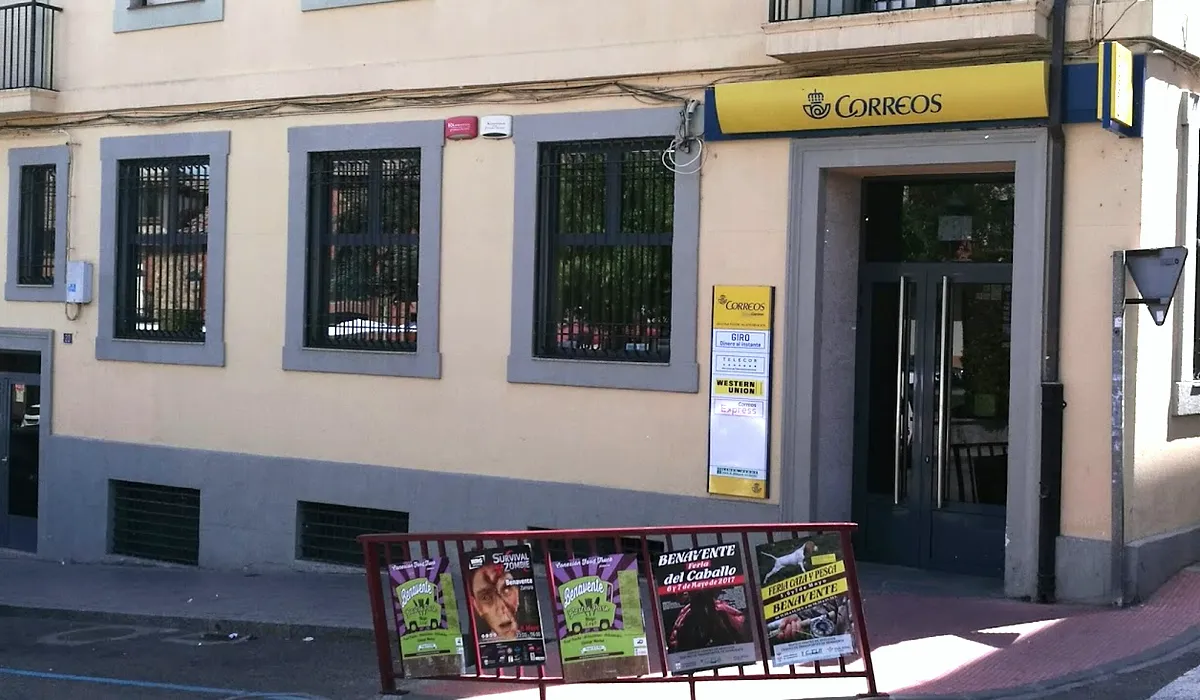 Oficina de Correos Oficina de Correos Calle de Sta. Cruz Benavente