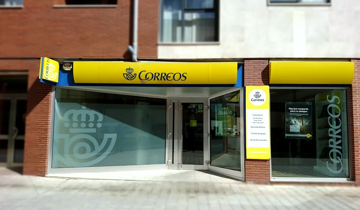 Oficina de Correos Oficina de Correos Calle Guillén de Rohan Tordesillas