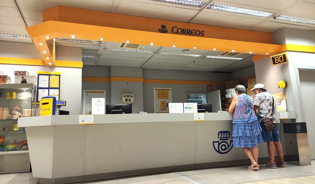 Oficina de Correos Oficina de Correos Calle Hilera Málaga