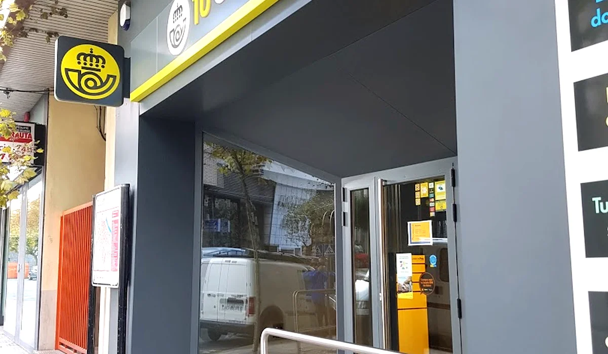 Oficina de Correos Oficina de Correos Calle Juan Antonio Fernández Tudela