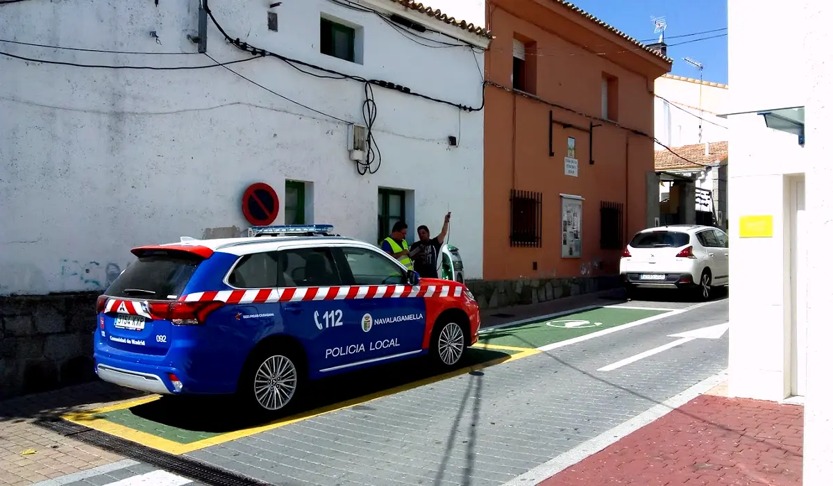 Oficina de Correos Oficina de Correos Calle la Cuesta Navalagamella