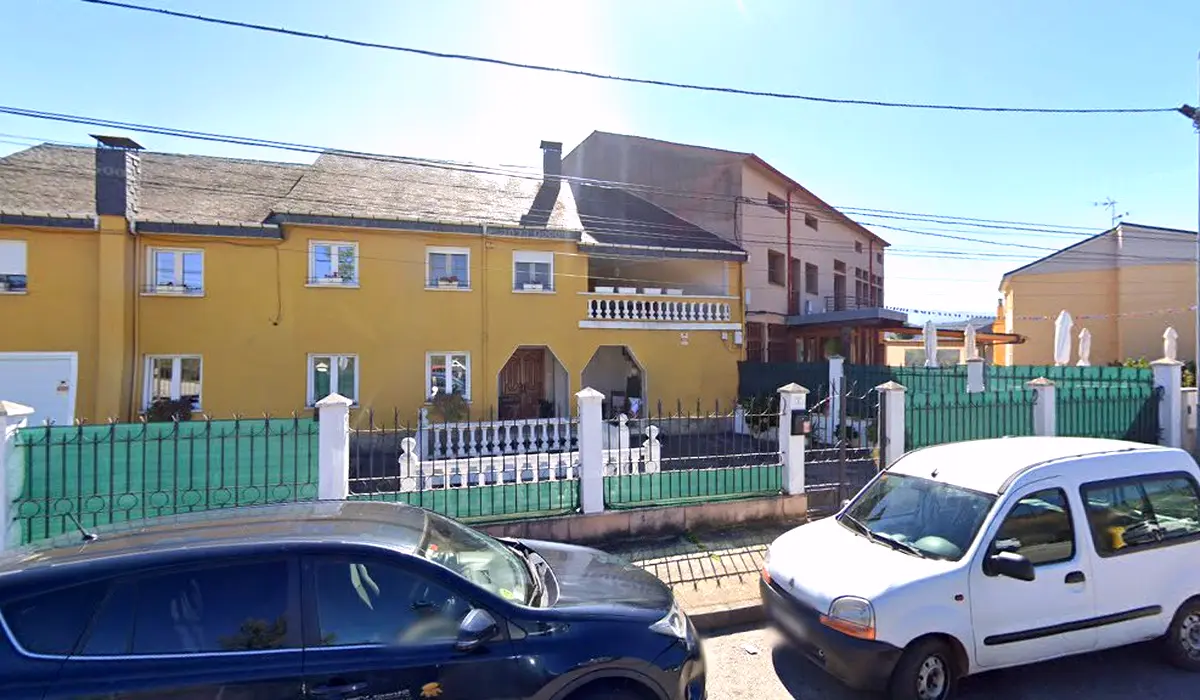 Oficina de Correos Oficina de Correos Calle las Eras San Miguel de las Dueñas León