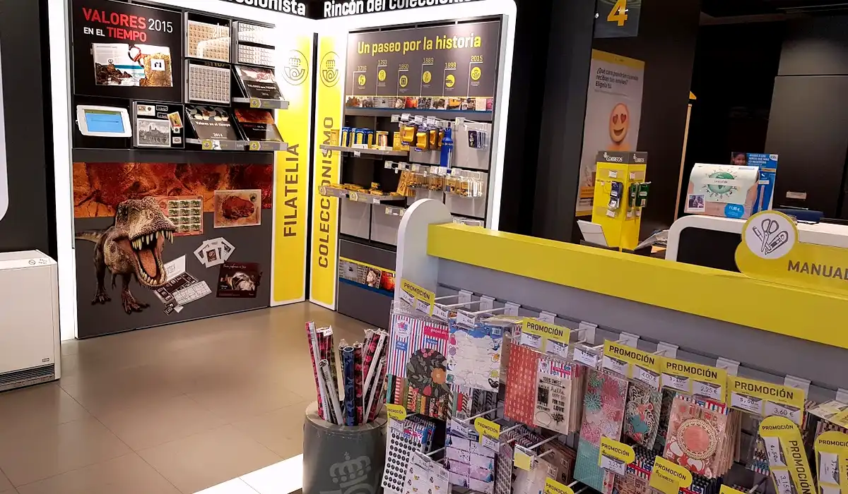 Oficina de Correos Oficina de Correos Calle León Felipe Salamanca