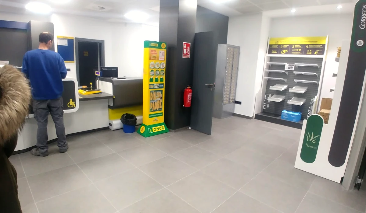 Oficina de Correos Oficina de Correos Calle Los Olvidados Zaragoza