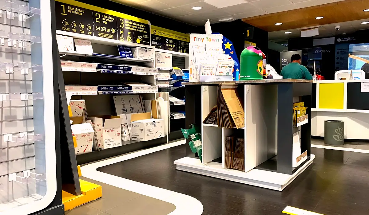 Oficina de Correos Oficina de Correos Calle Lozano Sidro Priego de Córdoba