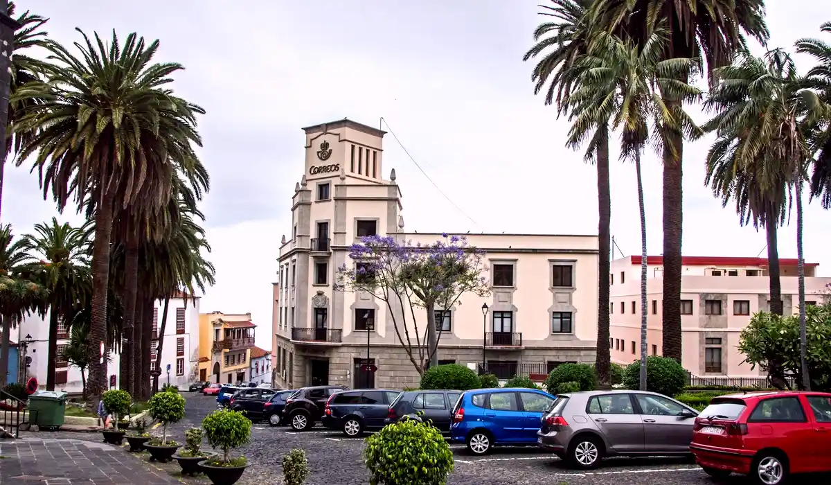 Oficina de Correos Oficina de Correos Calle Luis Casañas La Orotava