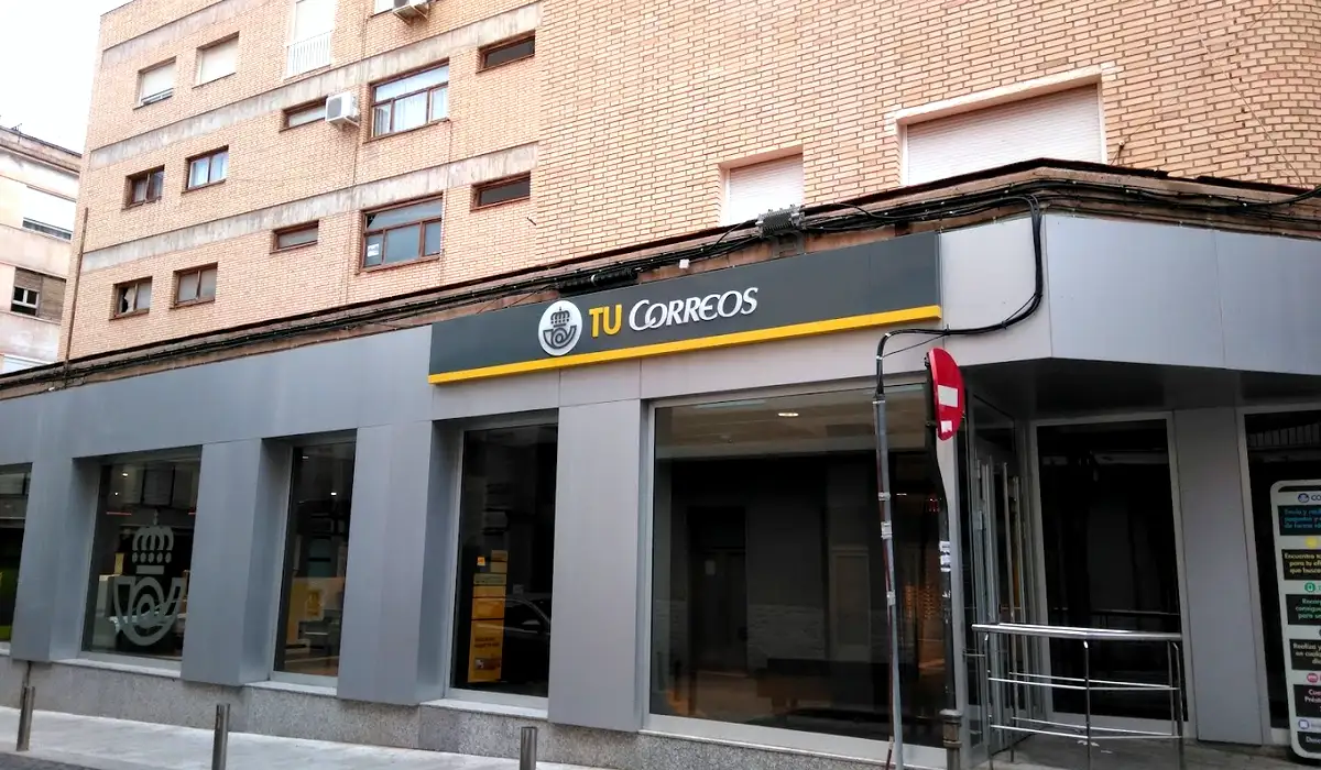 Oficina de Correos Oficina de Correos Calle Menéndez Pelayo Elda