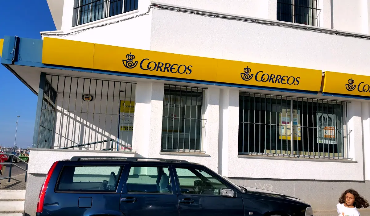 Oficina de Correos Oficina de Correos Calle Mlle. de Portugal Ayamonte