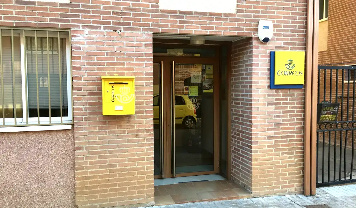 Oficina de Correos Oficina de Correos Calle Real Ajalvir