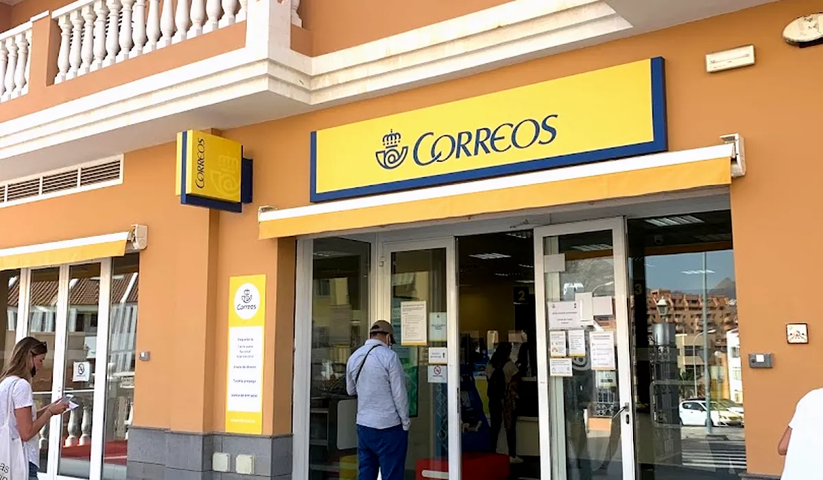 Oficina de Correos Oficina de Correos Calle Roque de Jama Los Cristianos