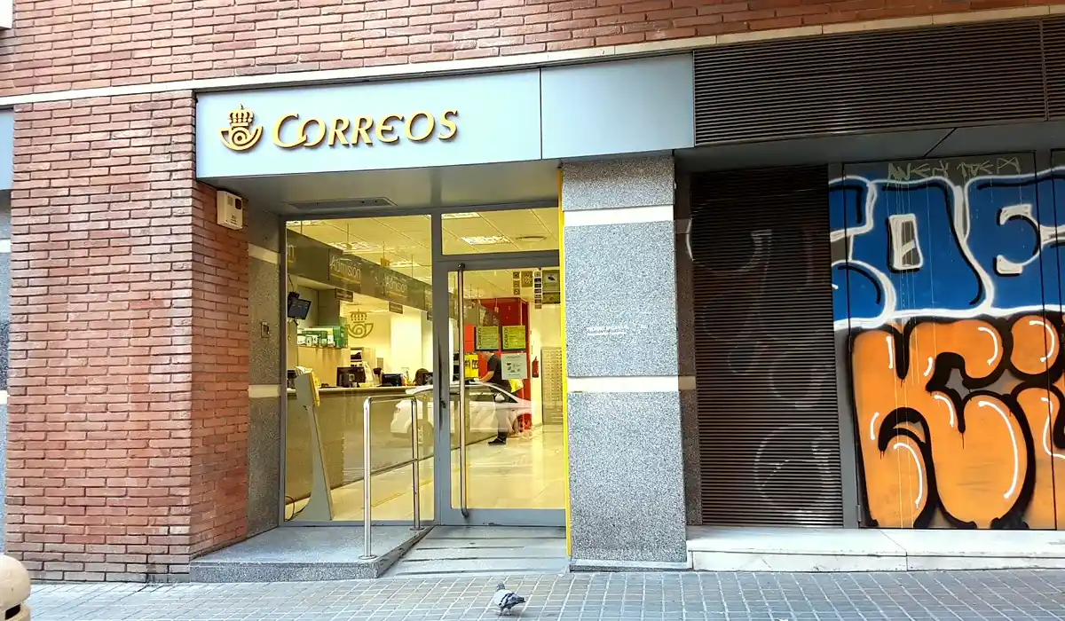 Oficina de Correos Oficina de Correos Carrer de Calàbria Eixample