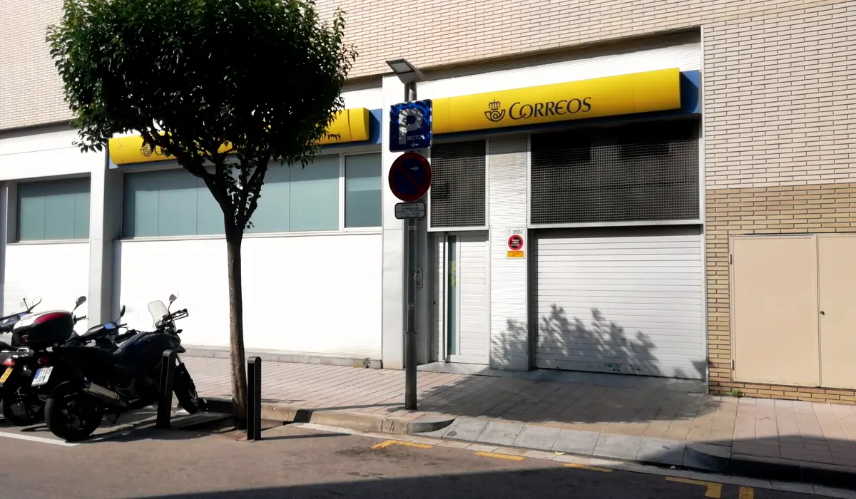 Oficina de Correos Oficina de Correos Carrer de José Agustín Goytisolo Sant Joan Despí