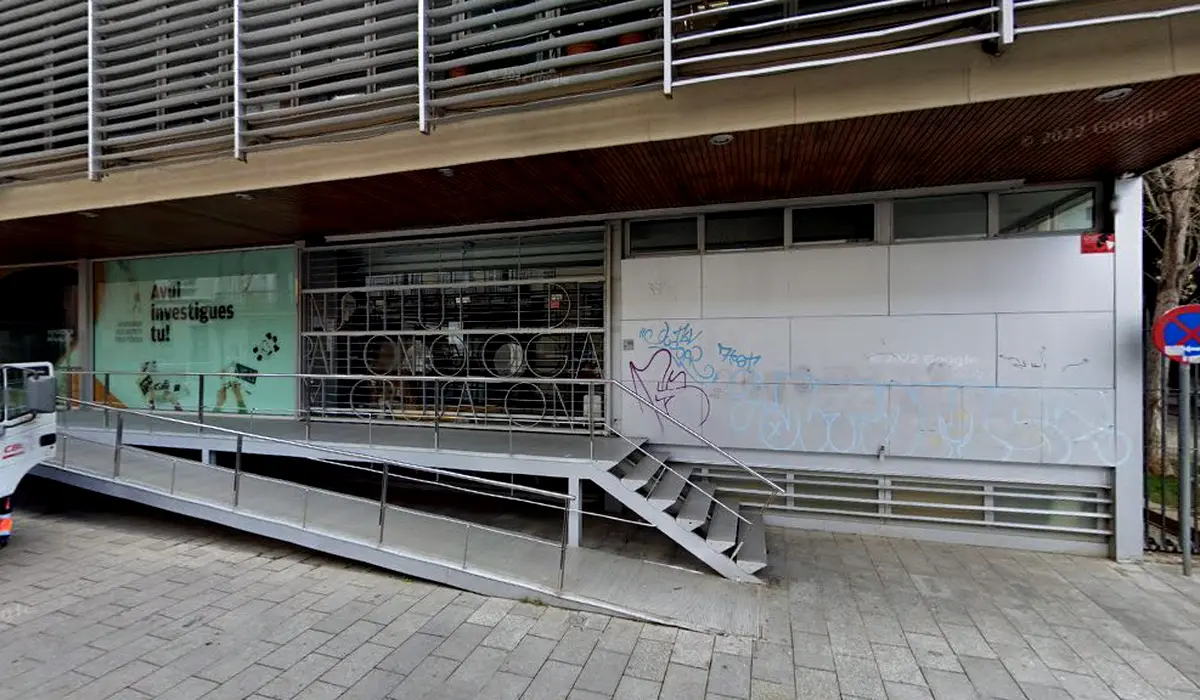 Oficina de Correos Oficina de Correos Carrer de l'Escola Industrial Sabadell