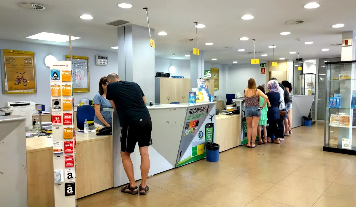 Oficina de Correos Oficina de Correos Carrer Joan Salvat i Papasseit Sant Boi de Llobregat