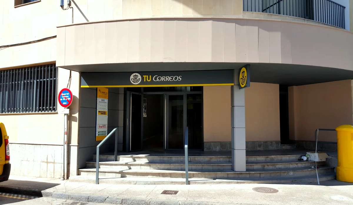 Oficina de Correos Oficina de Correos Carrer Joaquim Vayreda Olot