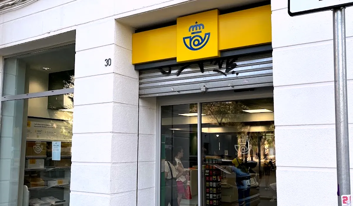 Oficina de Correos Oficina de Correos Carrer Mestre Candi L'Hospitalet de Llobregat