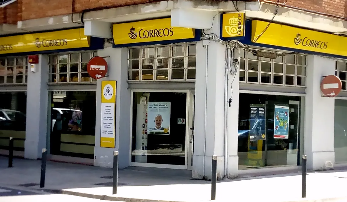 Oficina de Correos Oficina de Correos Carrer Nou d'Octubre Benetússer