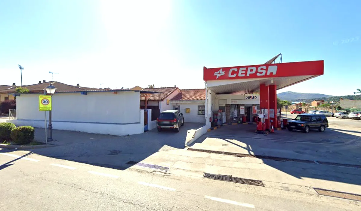 Oficina de Correos Oficina de Correos Carrera Navas del Rey Robledo de Chavela