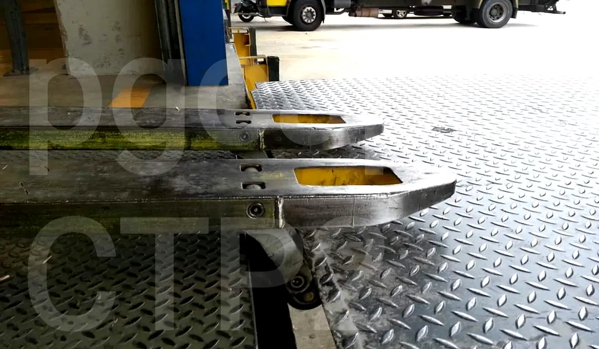 Oficina de Correos Oficina de Correos Colón Sants-Montjuïc