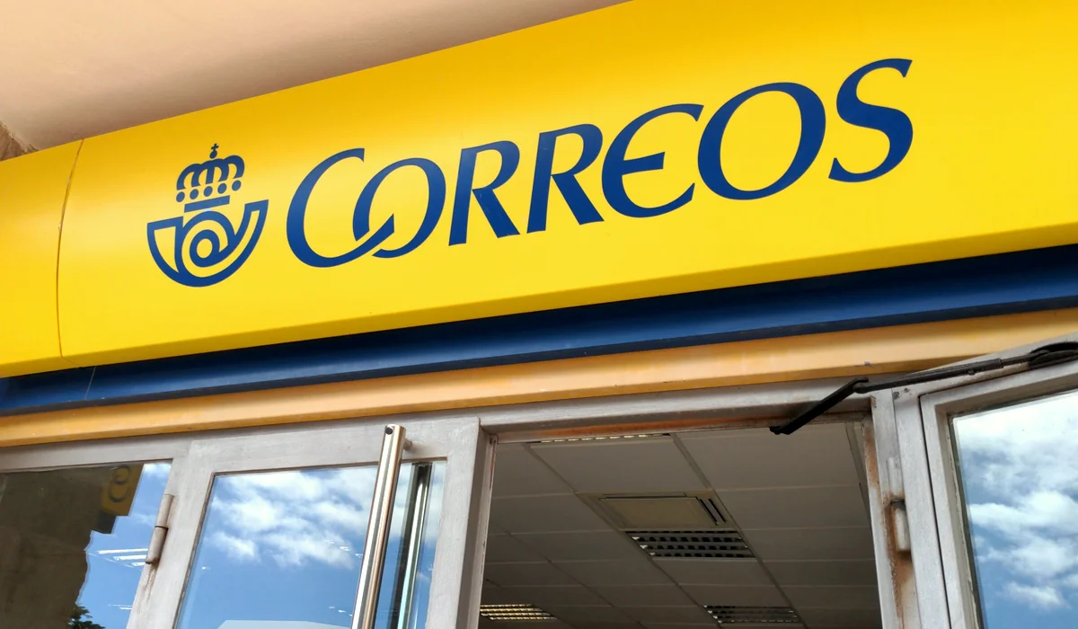 Oficina de Correos Oficina de Correos Deutsche Bank Calle Adeje