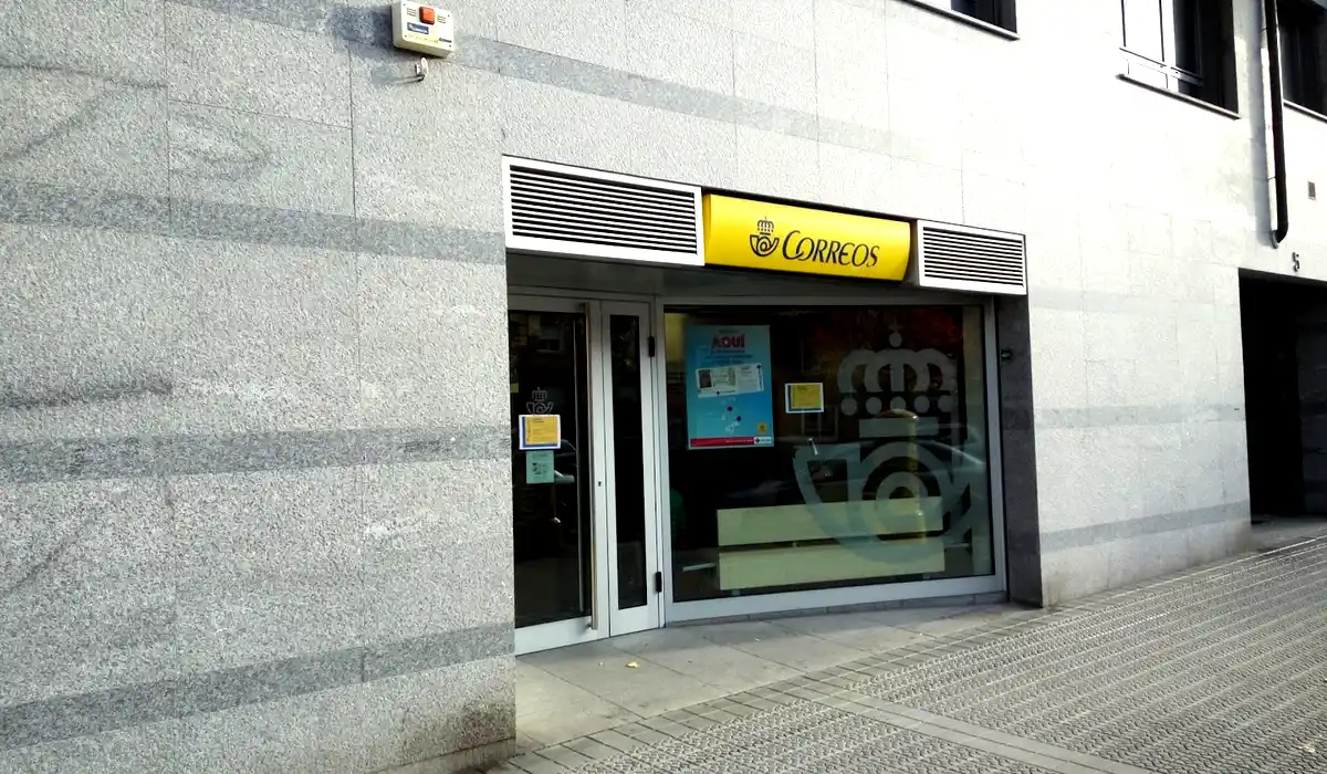 Oficina de Correos Oficina de Correos Espinosa Orive Doktorearen Kalea Bilbao